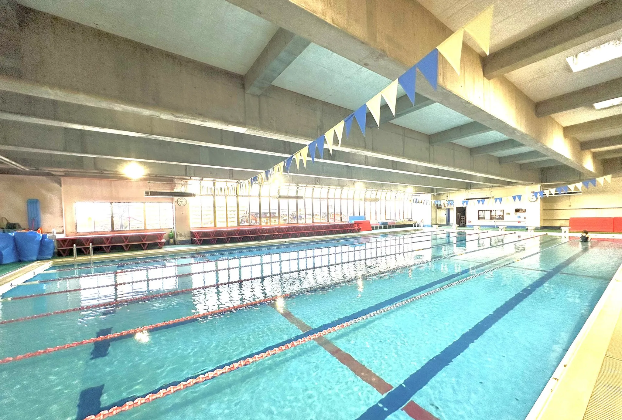 メインプール